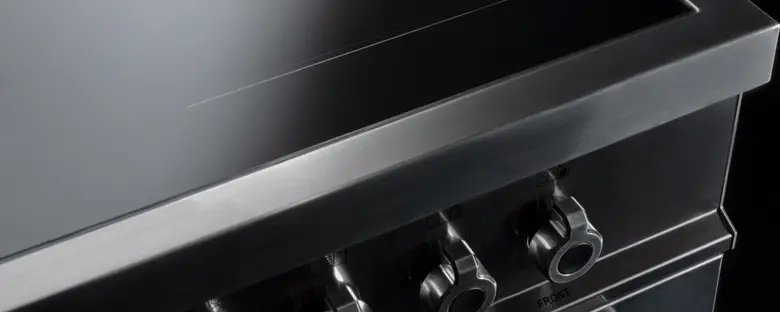 Варочный центр Bertazzoni PRO125I2ENET Чёрный глянец фото 2 Варочный центр Bertazzoni PRO125I2ENET Чёрный глянец фото 2
